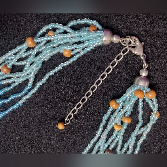 Blue Beaded Necklace With Wood Accent Beads - Picture 5 of 8